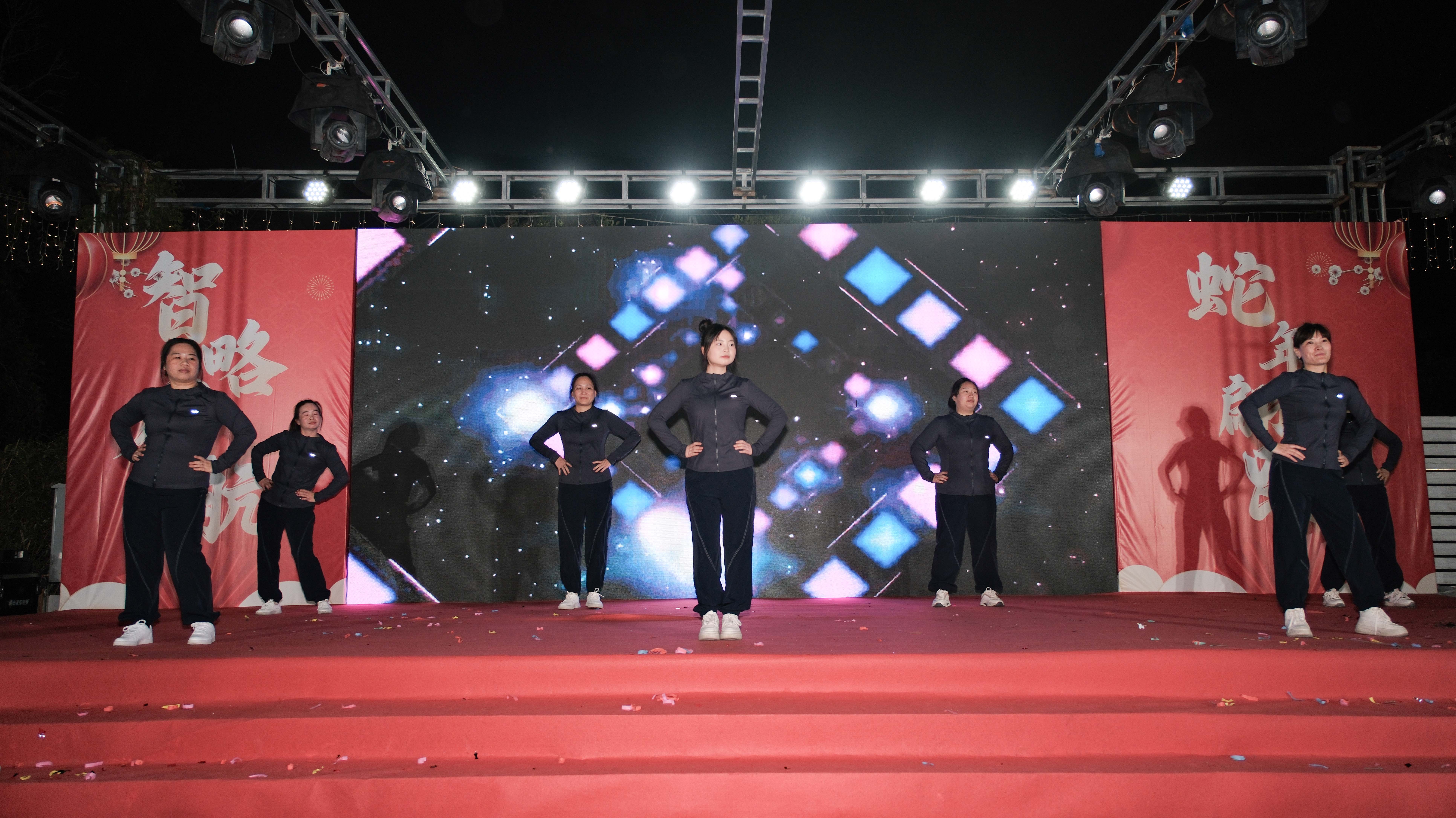 久信達(dá)科技2024年年會(huì)圓滿落幕：感恩同行，共創(chuàng)環(huán)保新未來(lái)，乘風(fēng)破浪，夢(mèng)想起航(圖10)